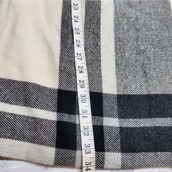 Flannel wool blend wrap skirt with fringe 10 - Picture 6 of 6